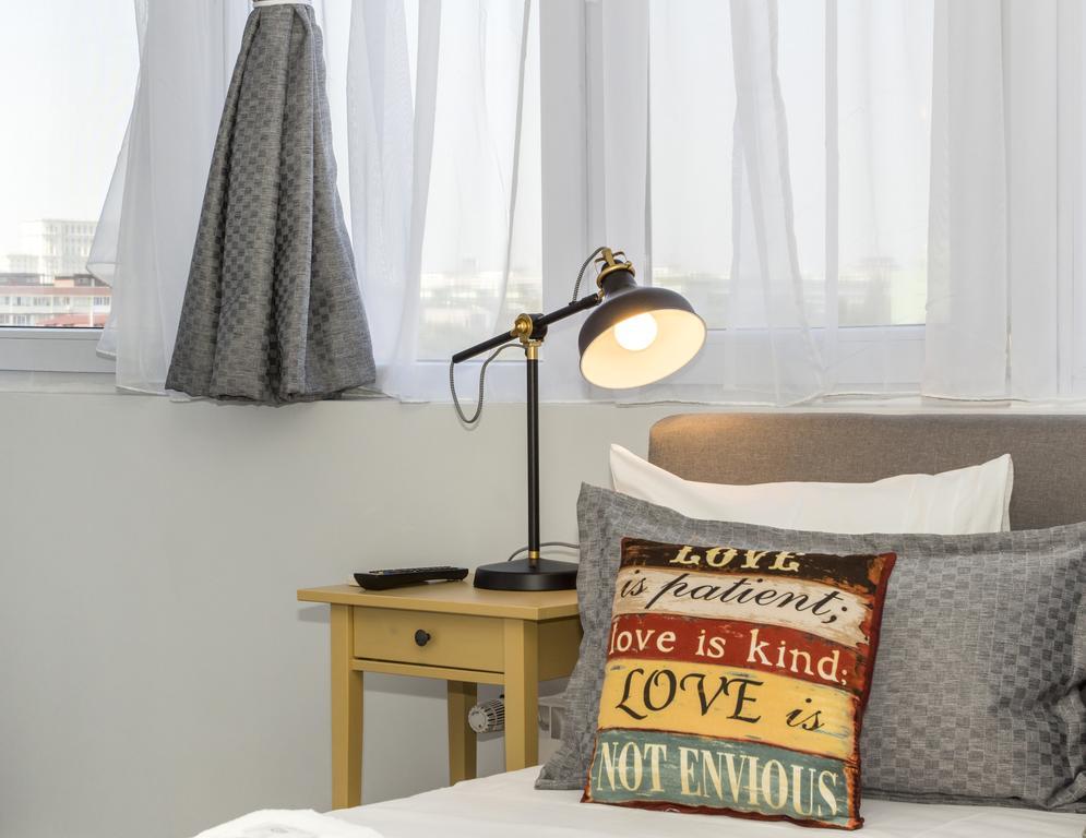Studio L By Mrg Apartments Bucureşti Ngoại thất bức ảnh