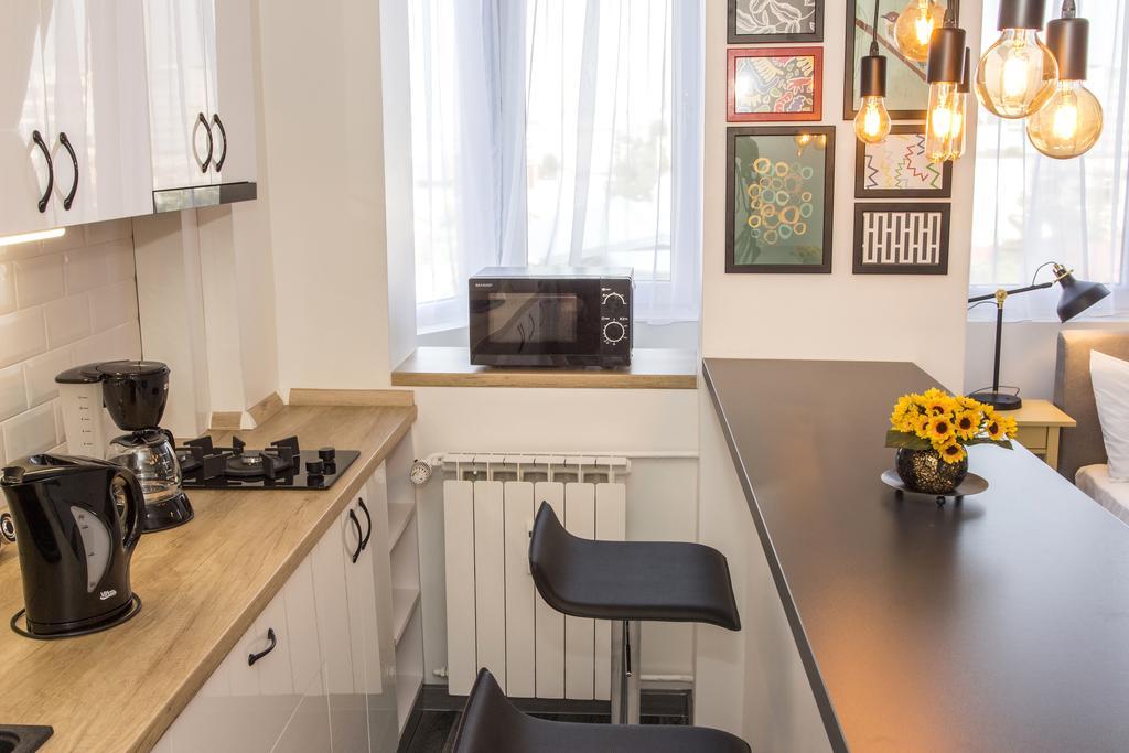 Studio L By Mrg Apartments Bucureşti Ngoại thất bức ảnh